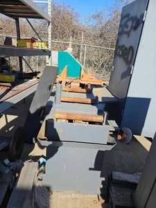 lot 50208 image: HEM Industrial Band Saw System&nbsp