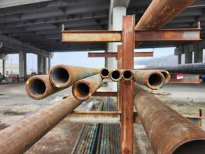lot 50381 image: (8) 21ft Industrial Steel Pipes - 1in Diameter&nbsp