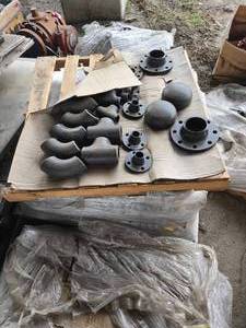 lot 50395 image: Industrial Pipe Fittings and Flanges Lot&nbsp