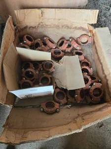 lot 50406 image: Lot of 3-inch Industrial Pipe Coupling Clamps