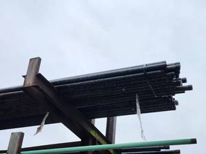 lot 43947 image: Approx 25, 20ft Steel Pipes 2in Diameter