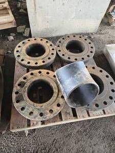 lot 45260 image: Industrial Steel Pipe Flanges - 12 inch