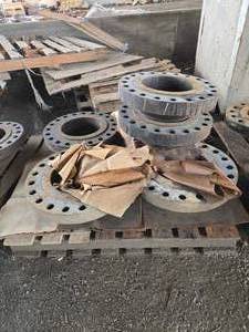 lot 45261 image: 24-inch Industrial Steel Pipe Flanges - Lot of 5