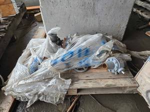 lot 45268 image: New Cameron Industrial Control Valve