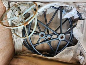 lot 48083 image: (5) Cameron DG Wheels, Varying Sizes