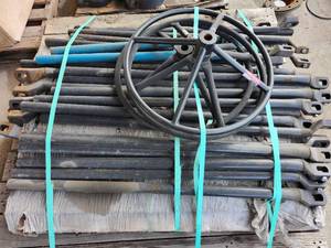 lot 48099 image: Industrial Pipe Support System with Mounting Hardware