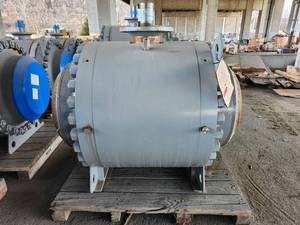 lot 48100 image: Flowserve 20 Class 600 Trunnion Mounted Ball Valve