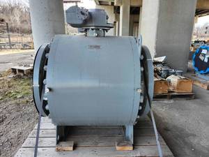 lot 48103 image: Flowserve 24 Class 150 Trunnion Mounted Ball Valve