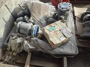 lot 45274 image: Industrial Grove Cameron Control Valves Lot