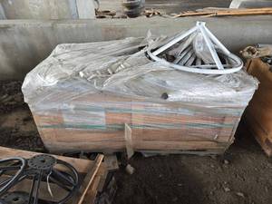 lot 45290 image: Industrial Steel Pipe Bundle with Wheel