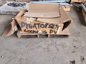 lot 45301 image: New Dynatorque 70-36-160 Industrial Mounting Brackets