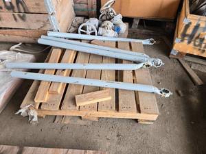 lot 45302 image: Vintage Cameron Industrial Valve Stems