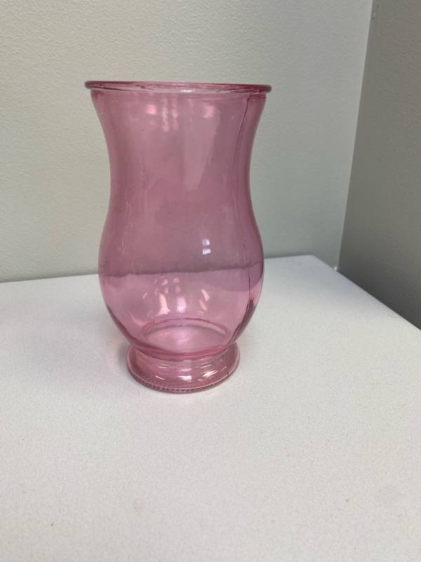 lot 2003 image: Medium Sized Rose colored vase