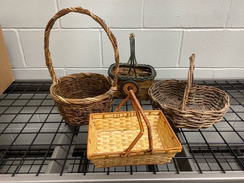 lot 2575 image: (4) basket assortment- good condition