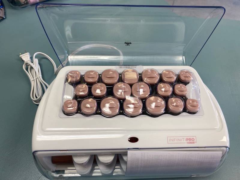 lot 2204 image: Conair InfinitiPRO Waves & Volume Rollers with Heated Clips - 20-piece Set, Multi None
