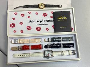 lot 2014 image: Limited Edition Invicta 5 Multi-color Band Betty Boop Watch Set- Warranty card included and  Mickey Mouse Vintage watch