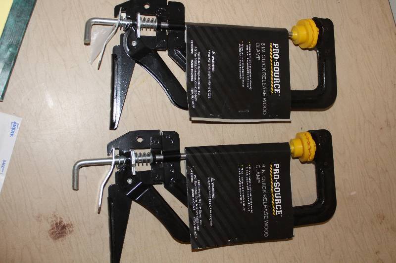 lot 7733 image: Lot of 2, 6 Quick Release Wood Clamps- Cool