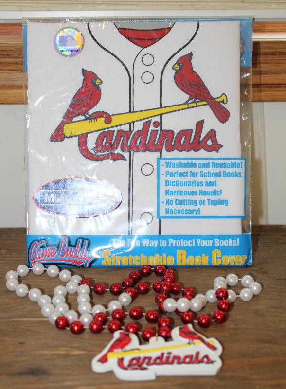 lot 7767 image: St. Louis Cardinals Book Cover and Necklace- Wow