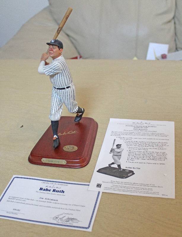 lot 8047 image: Babe Ruth Figurine- Check it Out
