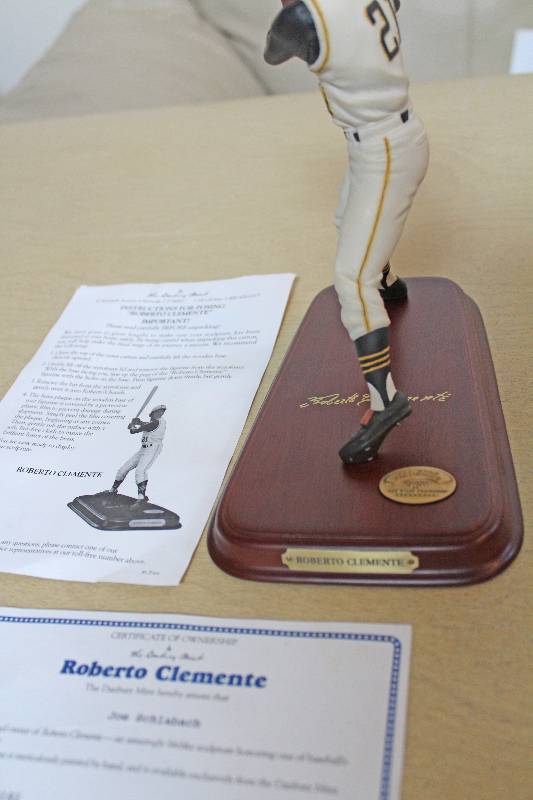 lot 8051 image: Roberto Clemente Figurine- Wow
