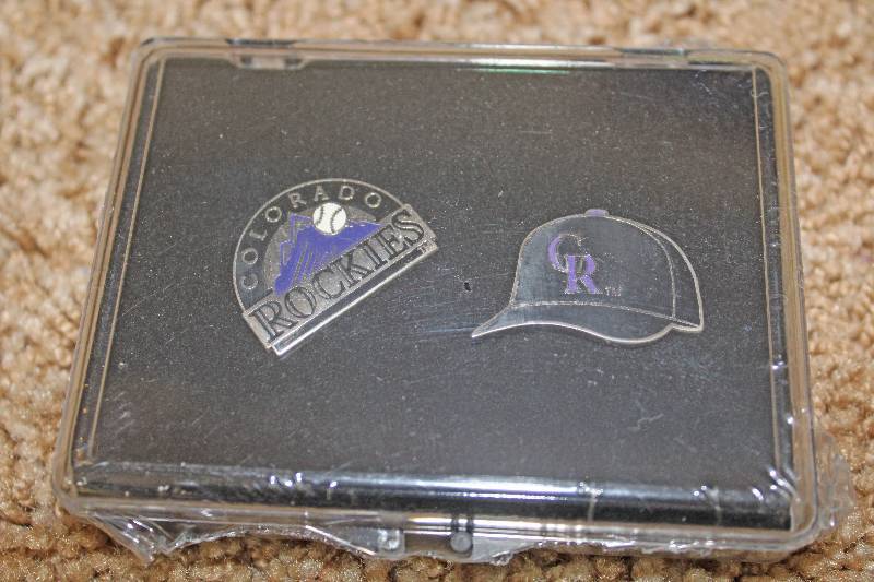 lot 8268 image: Colorado Rockies Pin Set