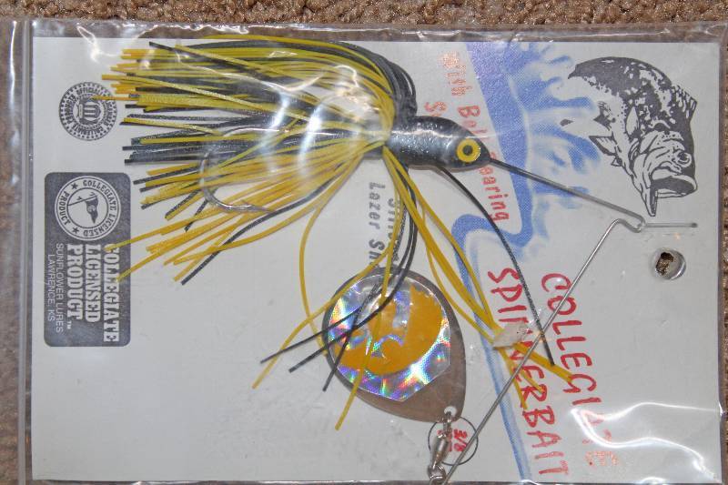 lot 8273 image: Iowa Hawkeyes - Collegiate Spinnerbait