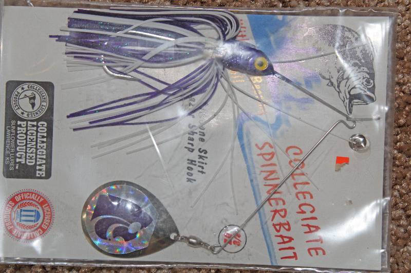 lot 8276 image: K-State Wildcat - Collegiate Spinnerbait