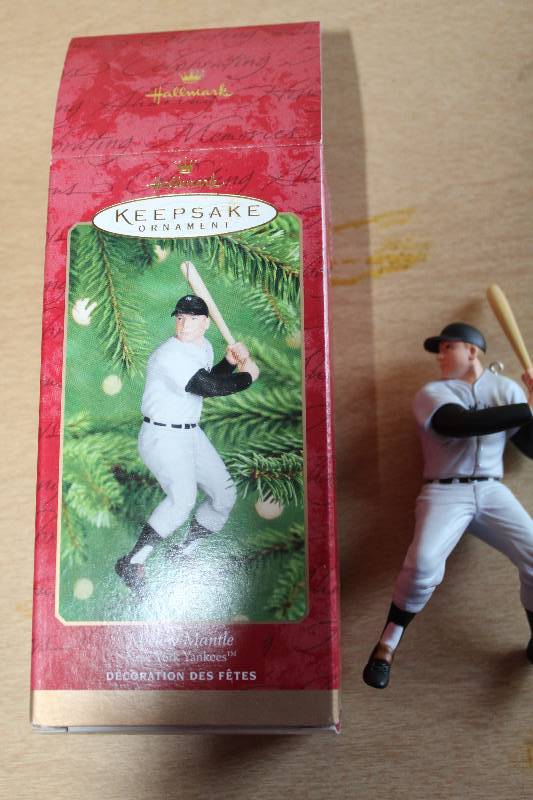 lot 8821 image: Mickey Mantle - New York Yankees - Hallmark Keepsake Christmas Ornament - w original box - nice