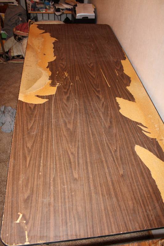 lot 8849 image: 6 Foot Folding Table