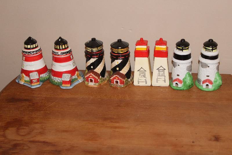 lot 5012 image: 4 Sets of Light House Themed Salt and Pepper Shakers - Collectible