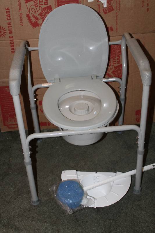 lot 5026 image: Portable Medical Toilet Chair w Accessories - See Pics