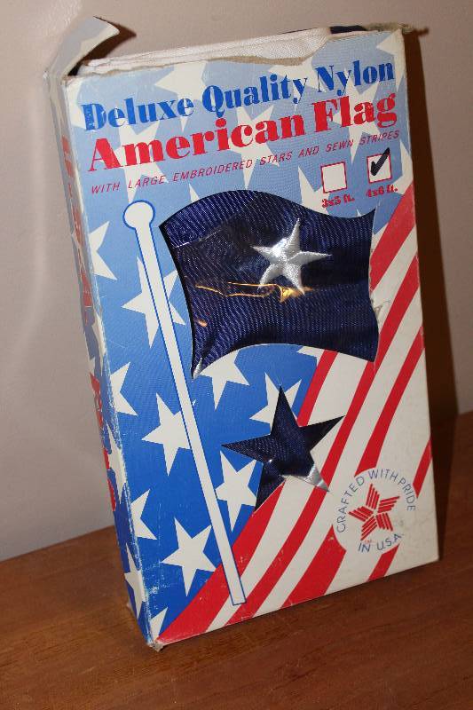 lot 5030 image: American Flag 4 x 8 - in original box