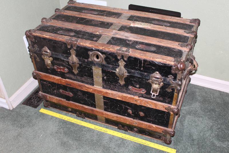 lot 5051 image: Old 36 Trunk- VERY Cool- Take a Look