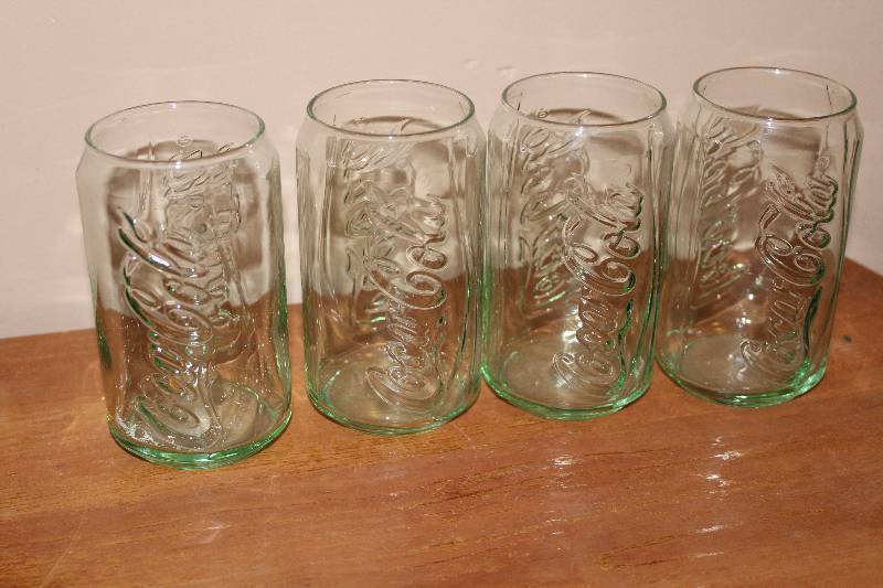 lot 5061 image: Lot of 4 Coca Cola Glasses - Pop Can Shape - WOW
