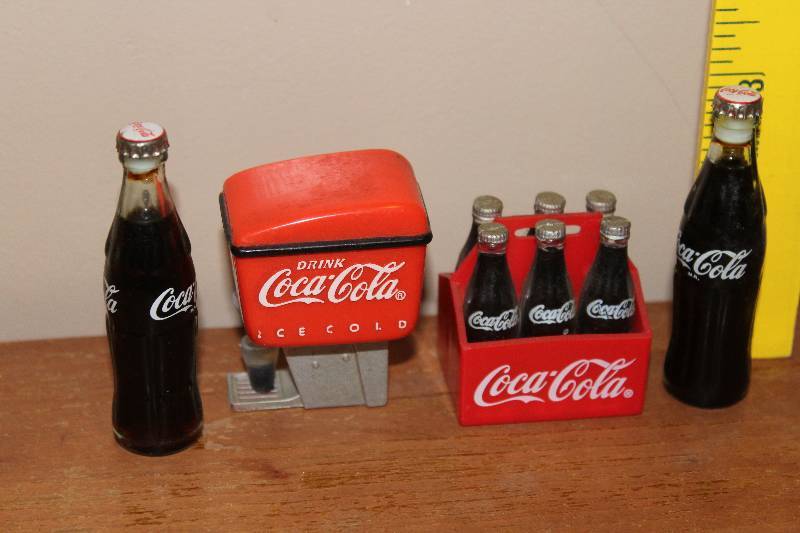 lot 5066 image: Lot of Coca Cola Miniatures - See Pics - WOW