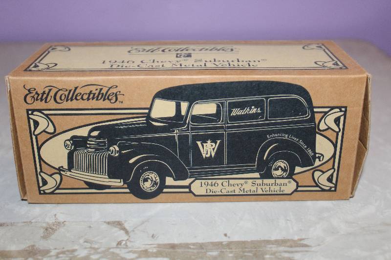lot 8163 image: 1946 Chery Suburban Die-cast Metal Vehicle- Watkins- Take a Look