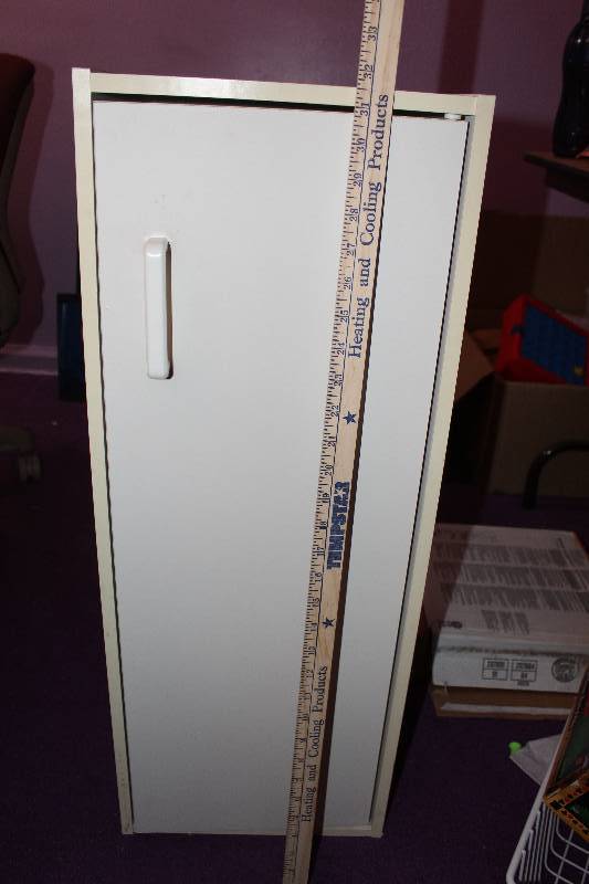 lot 8208 image: White Storage Cabinet- Take a Look