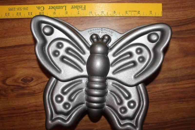lot 8219 image: Nordic Ware Butterfly Cake Pan- So Cute