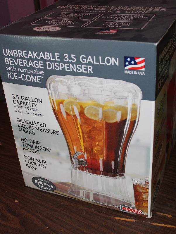lot 8320 image: Beverage Dispenser - In original box - 3.5 Gallon w Ice Ring Holder - Great for Summer Parties - See Pics