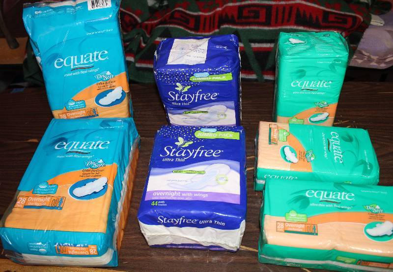 lot 8331 image: Lot of Feminine Hygiene Products - New in Packages