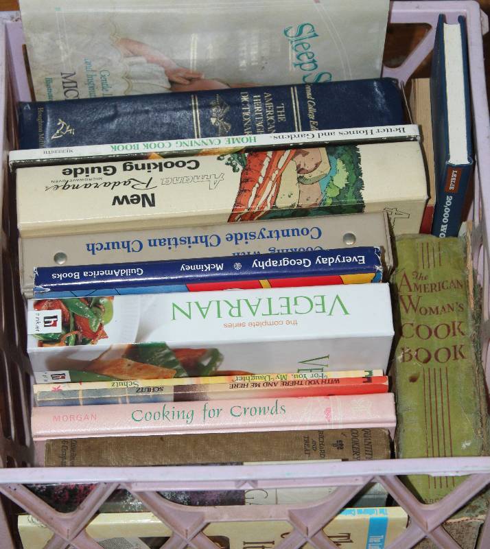 lot 8367 image: Assorted Cookbooks w Crate