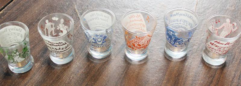 lot 8373 image: Set of 6 Juice Glasses