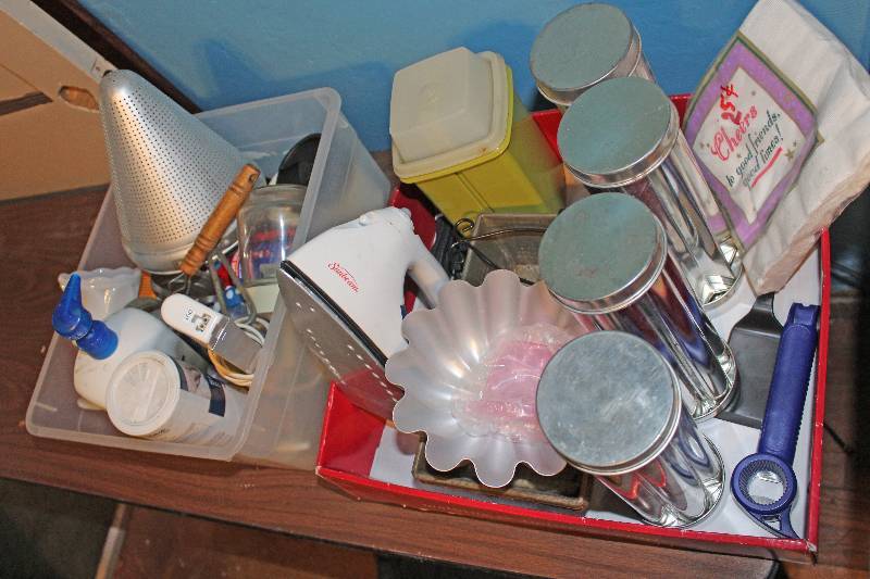 lot 8405 image: Lot of Mixed Miscellaneous - See Pics