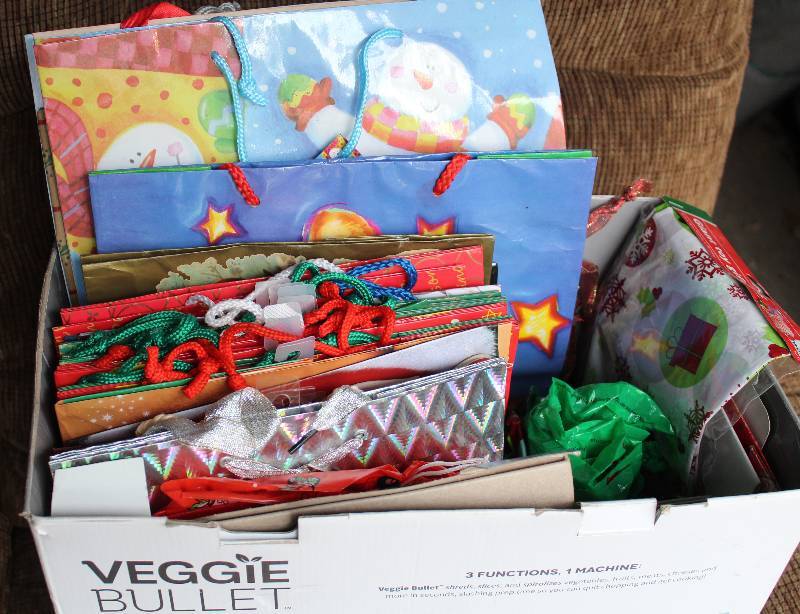 lot 8439 image: Lot of Gift Bags - COOL