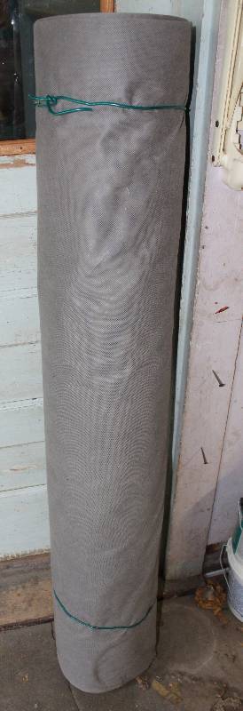lot 8441 image: Roll of Fabric
