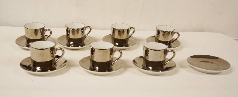 lot 6458 image: Neiman-Marcus 15 Pcs Coffee Cup  Saucer Serving Set