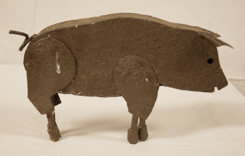 lot 6466 image: Metal Pig Decoration - Very Collectible - Bid Now