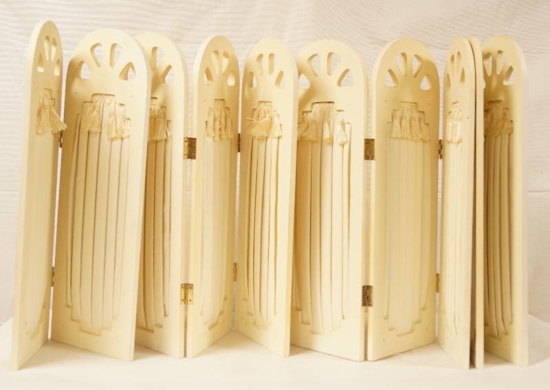 lot 6467 image: Folding Desk Dividers