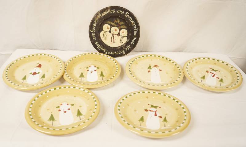 lot 6484 image: Nice Snowman Plate Collection and Wall Hanging