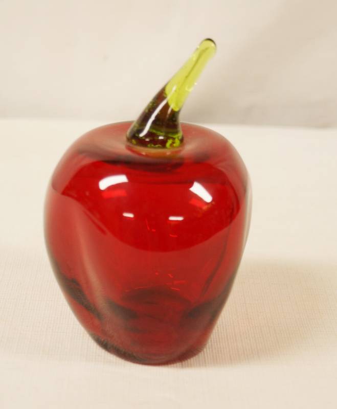lot 6494 image: Viking Hand Made Glass Red Apple